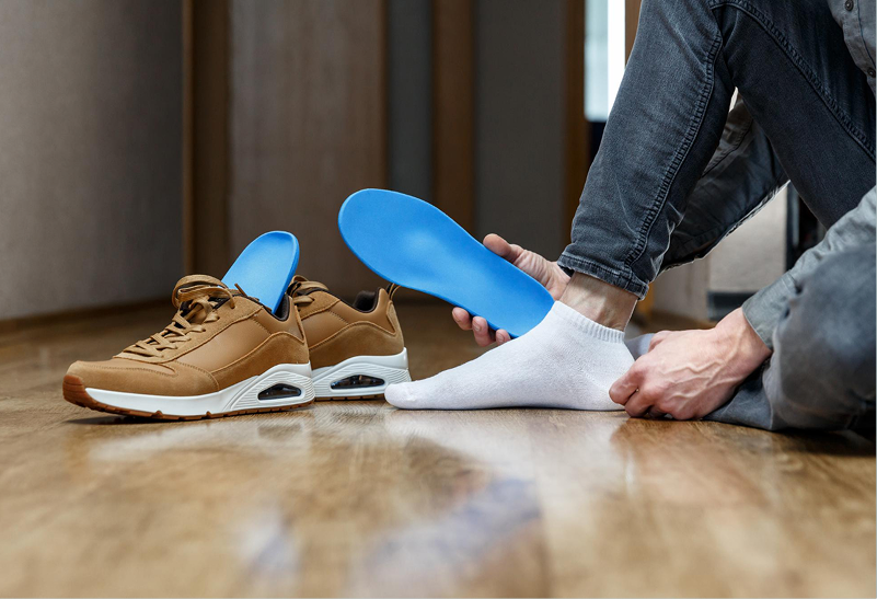 Remove your old insole