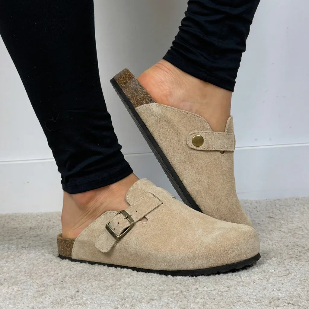 Clogs with Arch Support